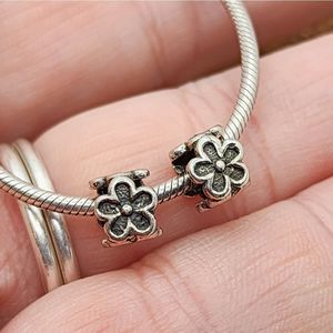 2 STERLING SILVER 925 DAISY FLOWER SPACER CHARMS FOR PANDORA BRACELETS